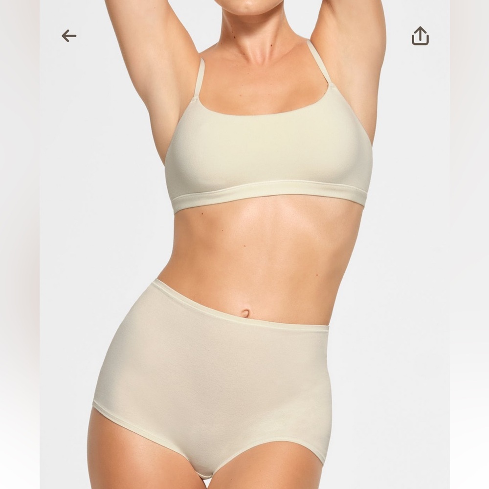 Skims Set - Cotton Jersey Scoop Bra + Boy shorts in Bone (NWT)